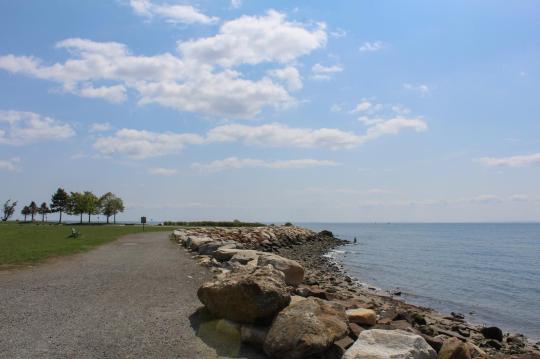 Photo: Sherwood Island Day Use Entrance